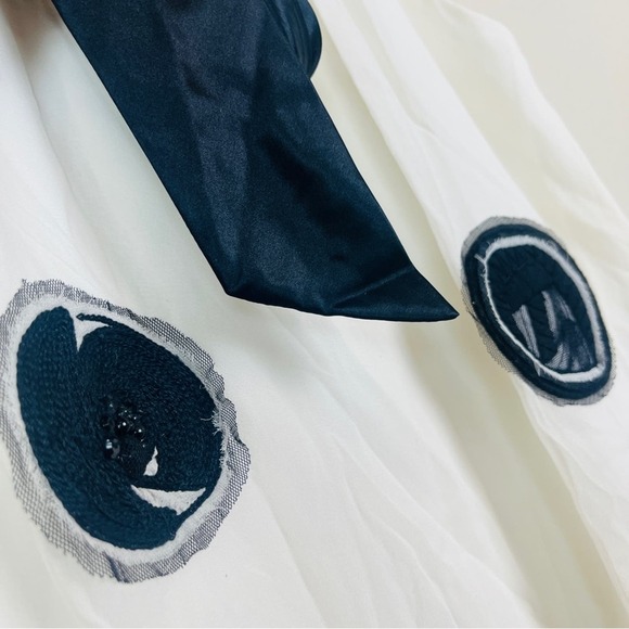 BCBGMAXAZRIA White Babydoll Black Polka Dot Flowy Ruffle Silk Blouse MEDIUM - Picture 9 of 10